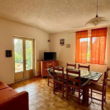 I Corbezzoli, Сasa de vacaciones Rena Majore